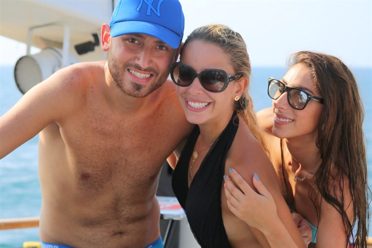 Summer Cloud 961 Boat Part 2